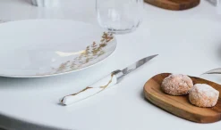 Set mit 2 Tischmessern Kintsugi – Weiß mit Silberklinge